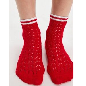 7002. Free People Pointelle Trouser Socks